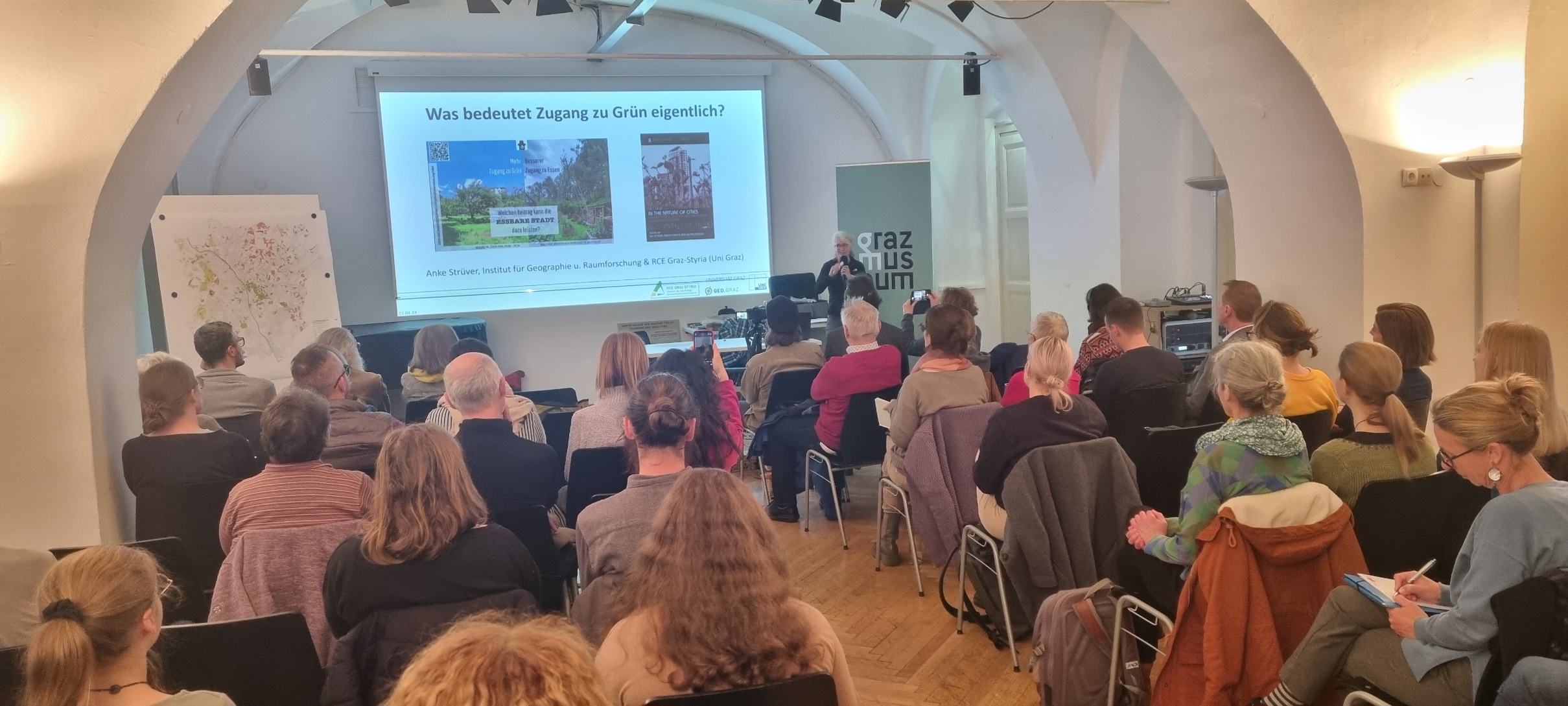 Zugang zu Grün. Zugang zu Lebensmitteln. Welchen Beitrag kann die essbare Stadt dazu leisten?